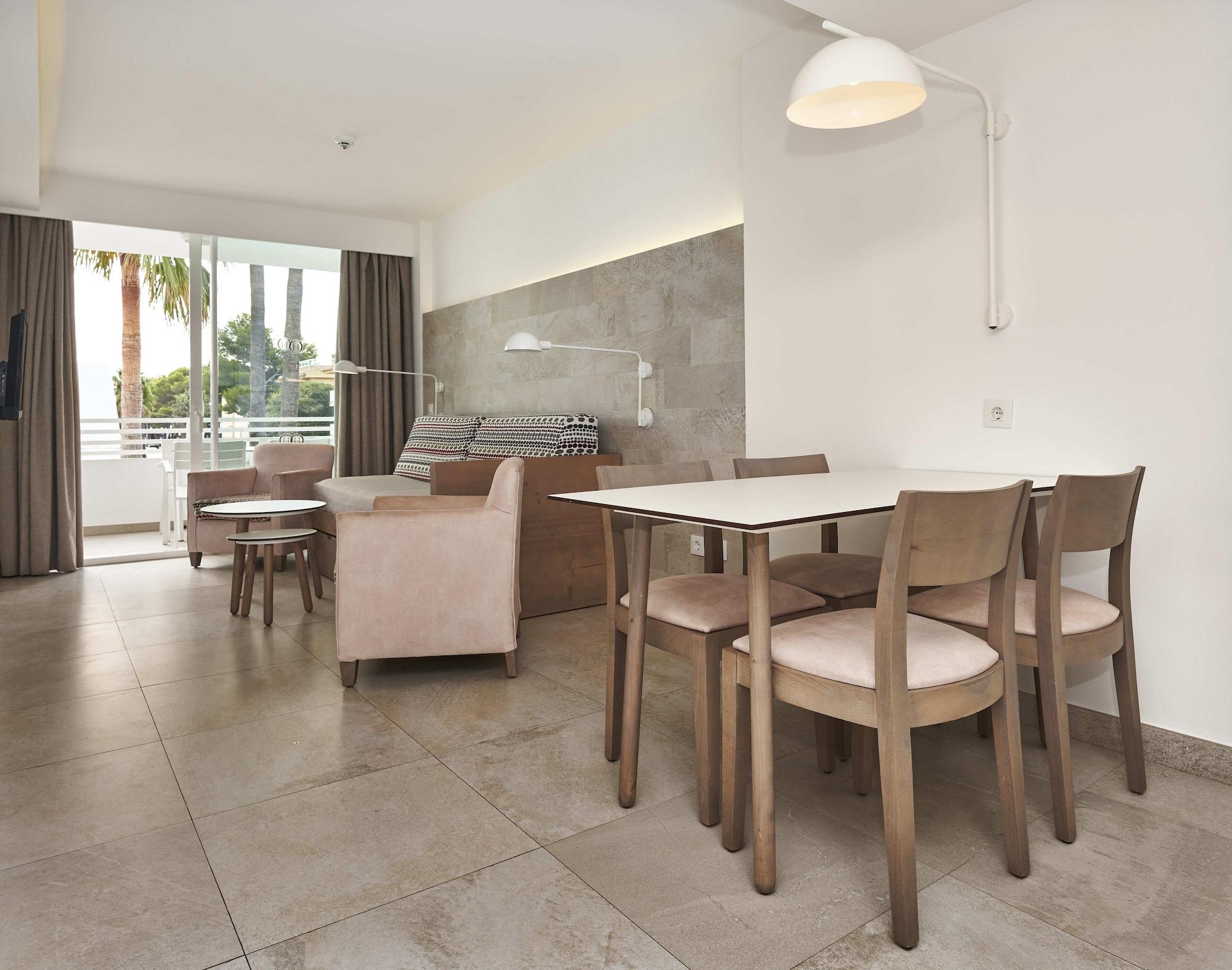 Aparthotel Hoposa & Villaconcha 4*