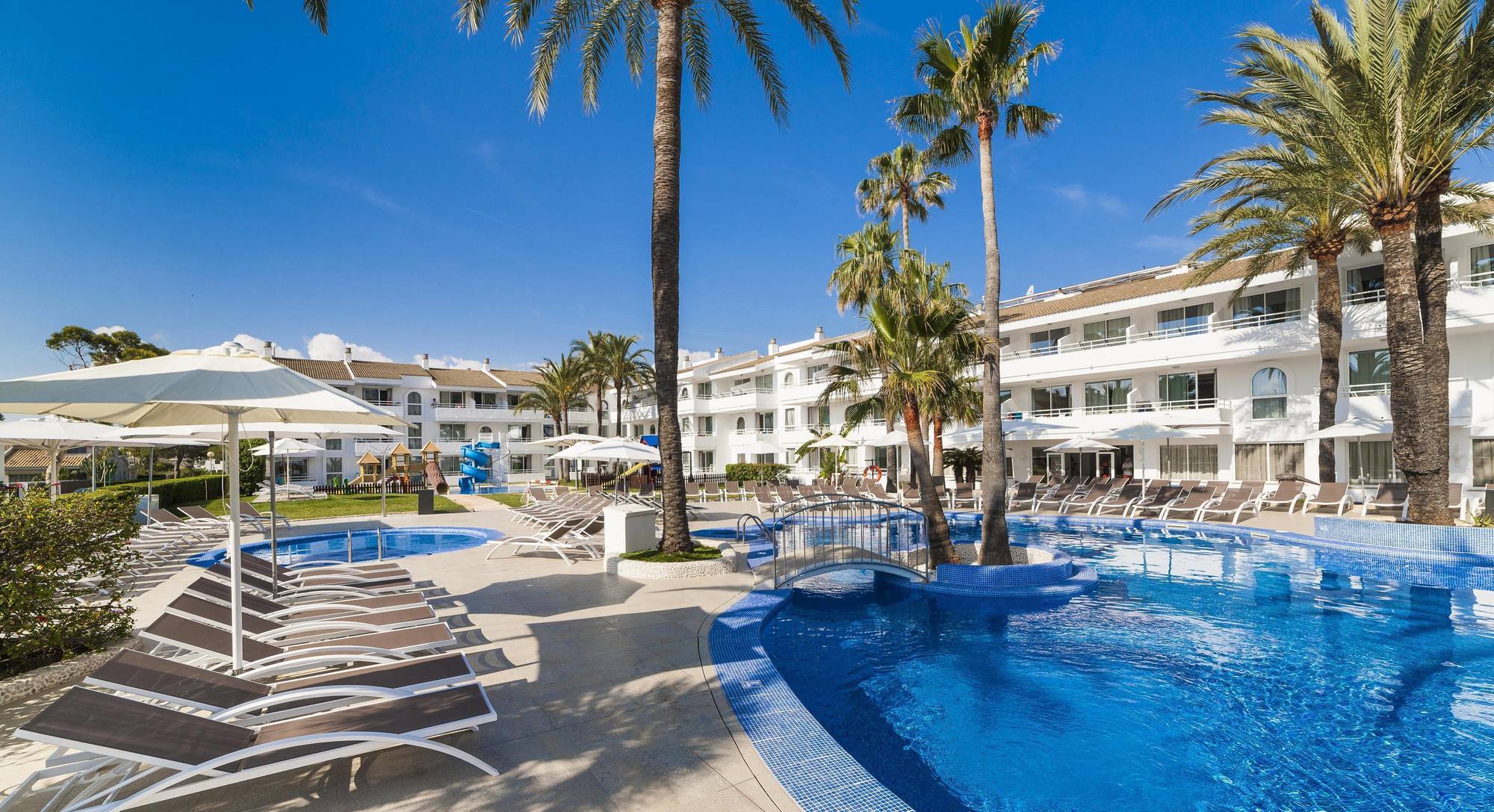 Hoposa & Villaconcha Aparthotel 4*